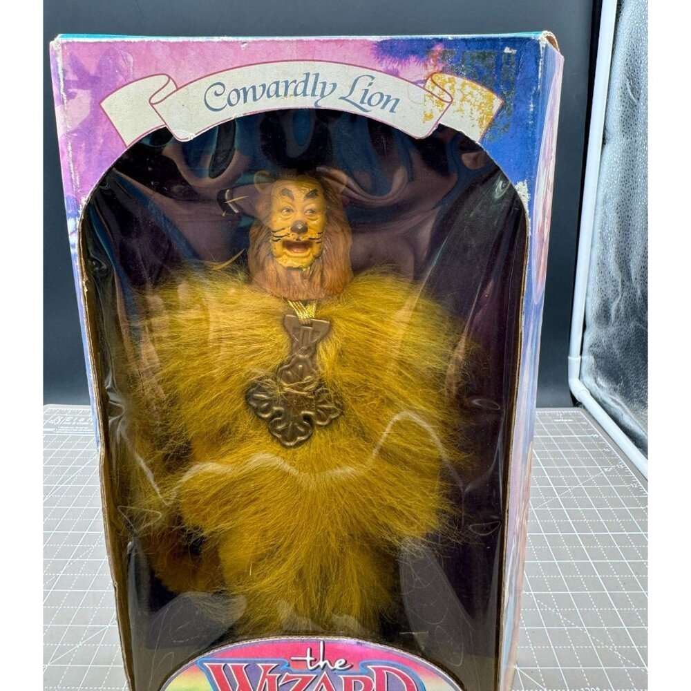 Wizard of Oz Cowardly Lion 11" Posable Doll Figure Original Box